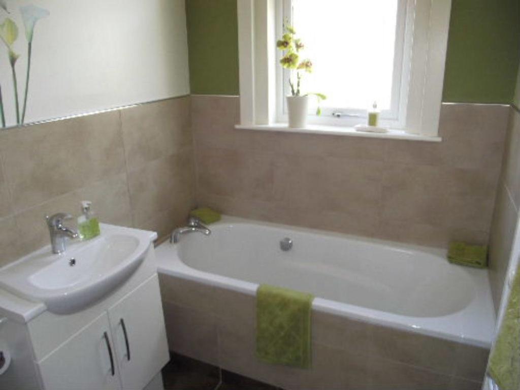 Whin Park Guest House Ларгс Екстериор снимка
