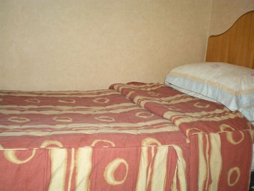 Whin Park Guest House Ларгс Екстериор снимка